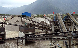 西藏林芝县河卵石制砂生